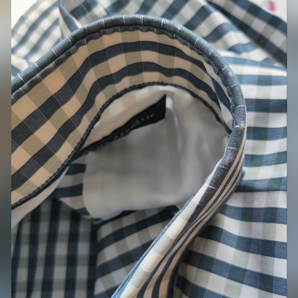 Banana Republic Non-iron Slim Fit Button Down - Picture 8 of 8